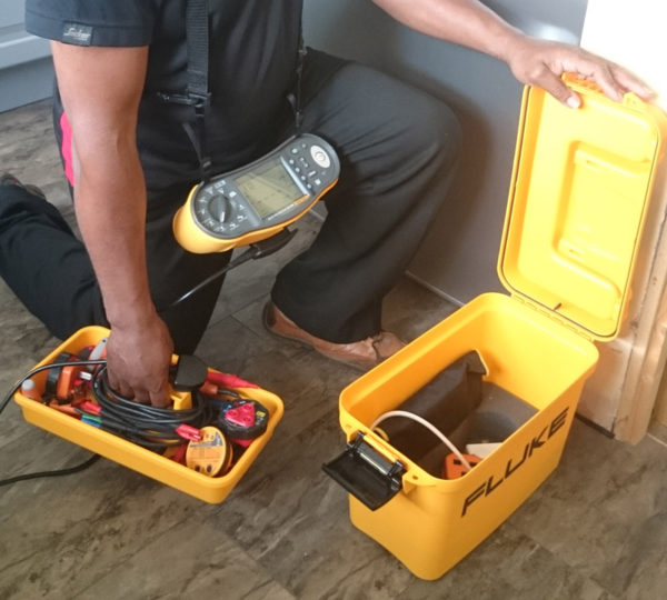 Product Test Fluke 1664 FC Installation Tester Professional Electrician product-test-fluke-1664-fc-installation-tester-professional-electrician
