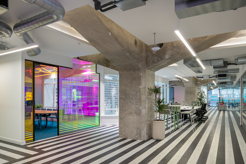 P&A Projects provides bespoke lighting solutions for the Express Building in Manchester