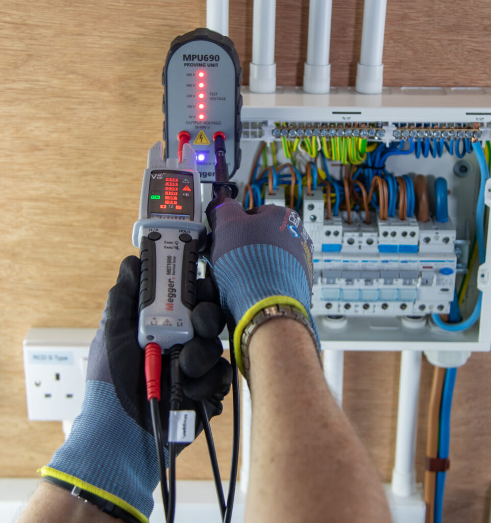 Made 2 Measure: what instrument is best for routine voltage and current ...