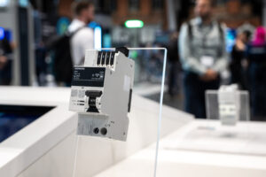 Siemens Unveils Ultra-Fast SENTRON Electronic Circuit Protection Device